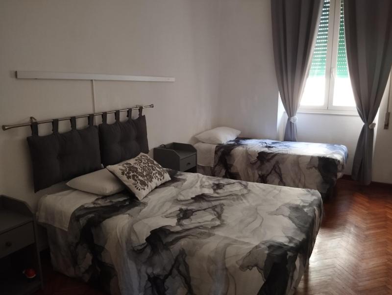 LA LANTERNA DI ANGELO rent rooms and apartments free parking on the street front - image 15