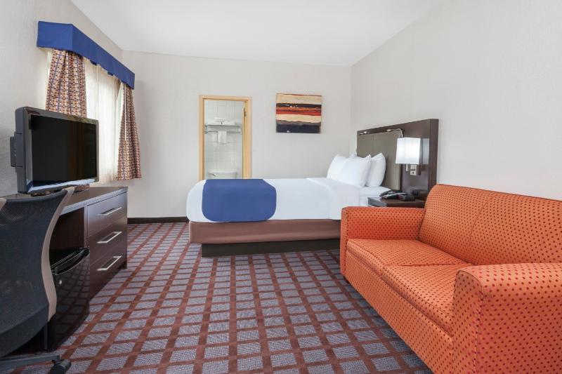 Single Room - Non-Smoking image 2