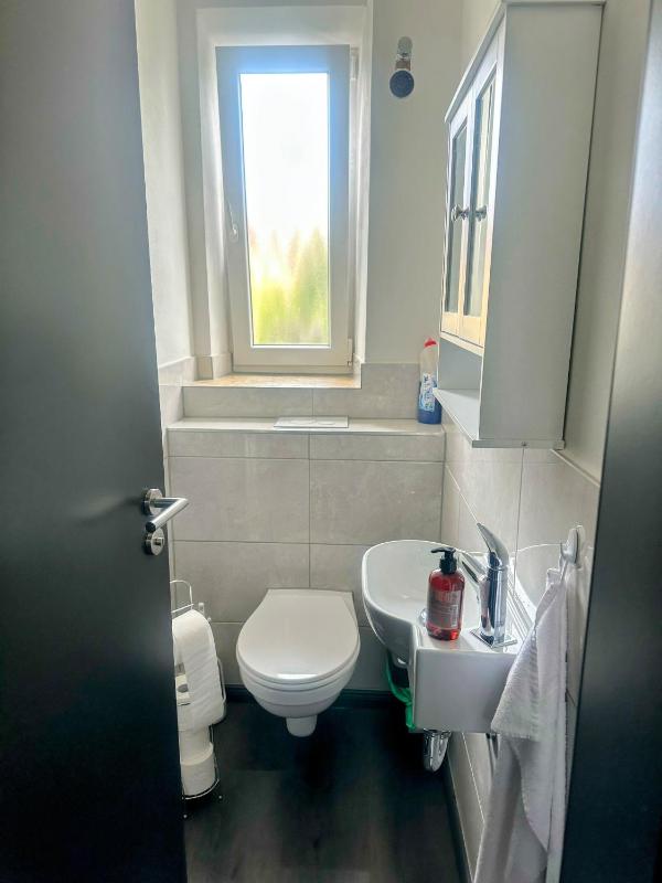 Zenger Homesharing - image 21