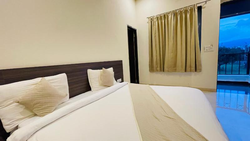 Redberry Resort Pushkar - image 12