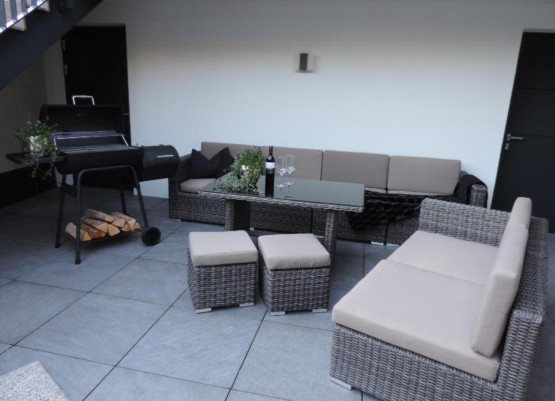 Apartment with Terrace TOP 1 image 2