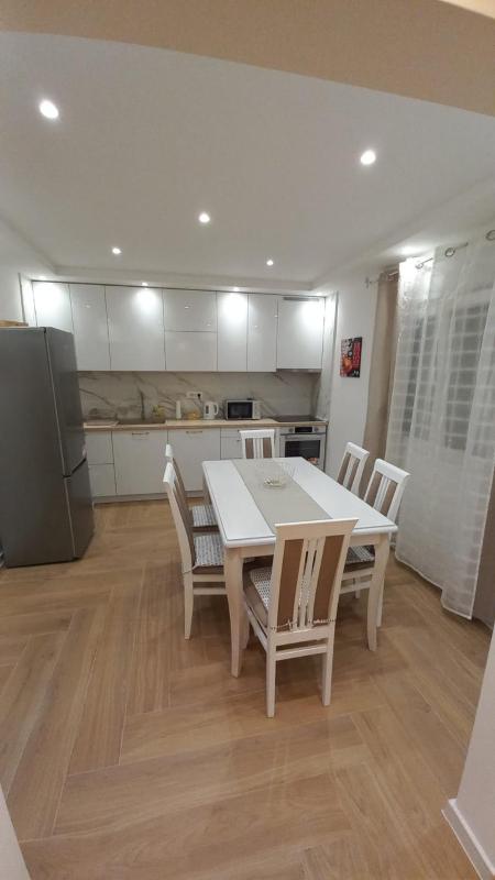 House 23 C - image 5