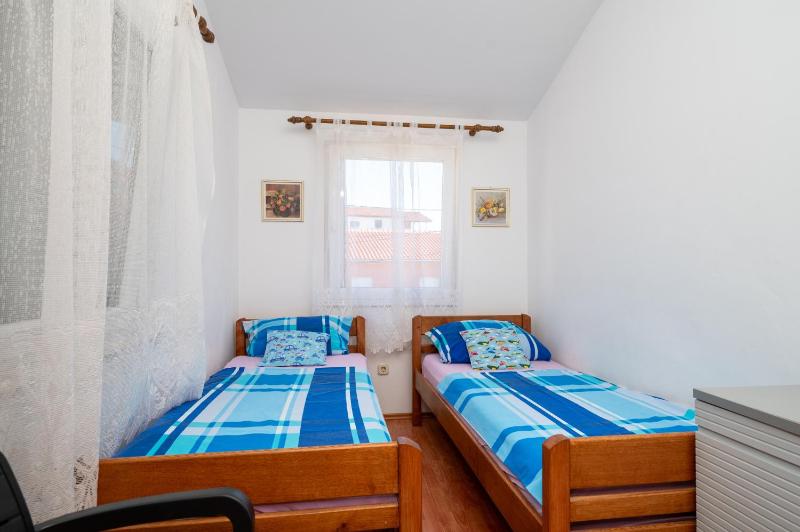 Apartments by the sea Bibinje Zadar - 18156 - image 6