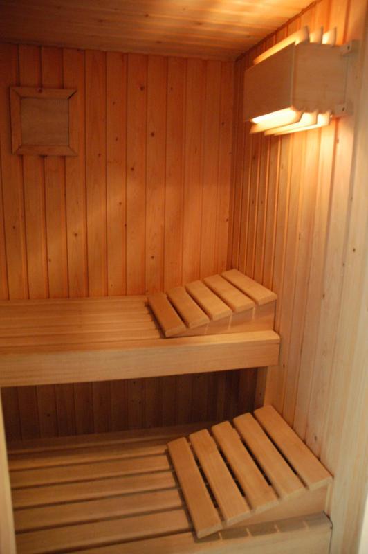 Double Room with Sauna image 4