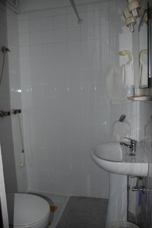 Triple Room image 2