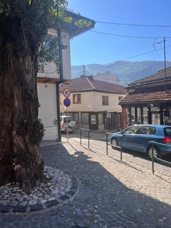 Old Town City Cottage - image 13