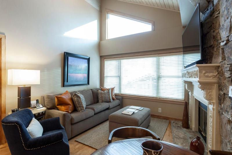 Royal Plaza at Deer Valley Resort - One Bedroom Condo #404 - image 6