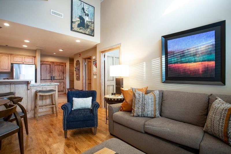 Royal Plaza at Deer Valley Resort - One Bedroom Condo #404 - image 3