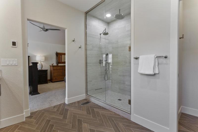 Solamere Drive Home at Deer Valley Resort - 6 Bedroom Home with Hot Tub #3220 - image 10
