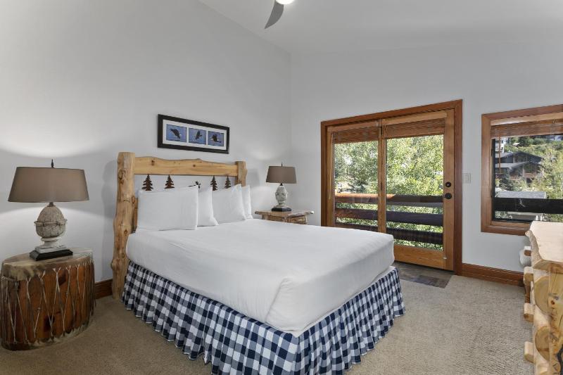 Solamere Drive Home at Deer Valley Resort - 6 Bedroom Home with Hot Tub #3220 - image 28