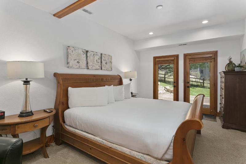 Solamere Drive Home at Deer Valley Resort - 6 Bedroom Home with Hot Tub #3220 - image 26