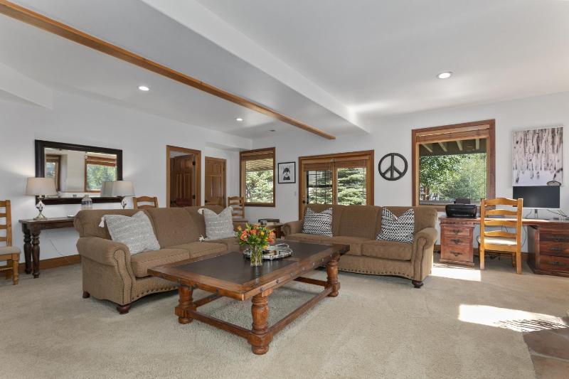 Solamere Drive Home at Deer Valley Resort - 6 Bedroom Home with Hot Tub #3220 - image 17