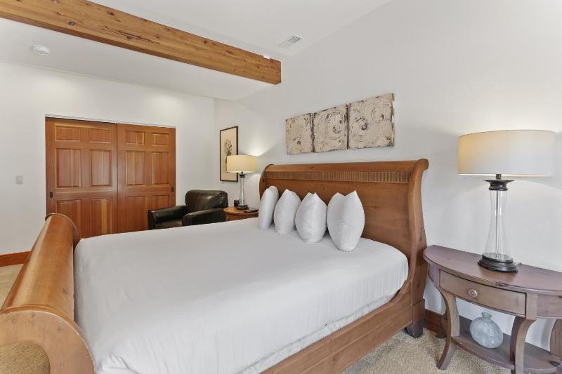 Solamere Drive Home at Deer Valley Resort - 6 Bedroom Home with Hot Tub #3220 - image 24