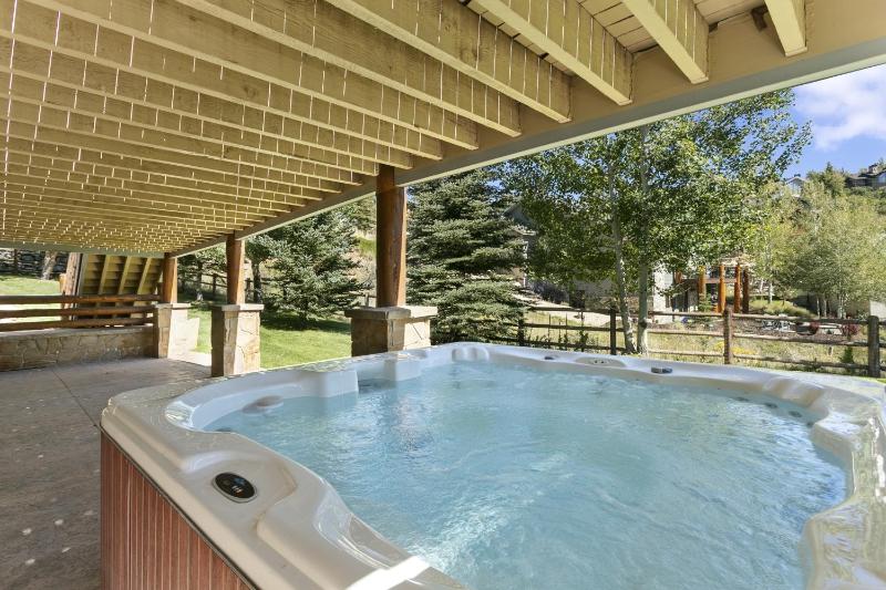 Solamere Drive Home at Deer Valley Resort - 6 Bedroom Home with Hot Tub #3220 - image 29