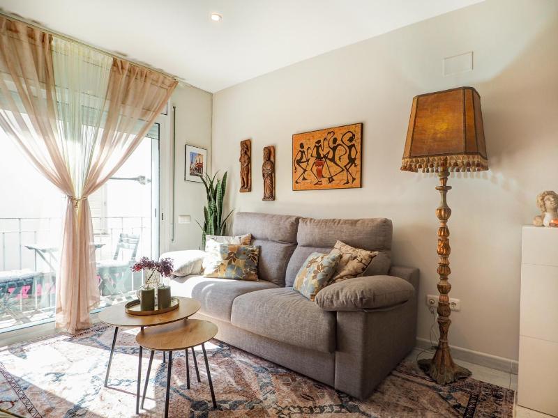 Casa Rainbow by Hello Homes Sitges - image 10