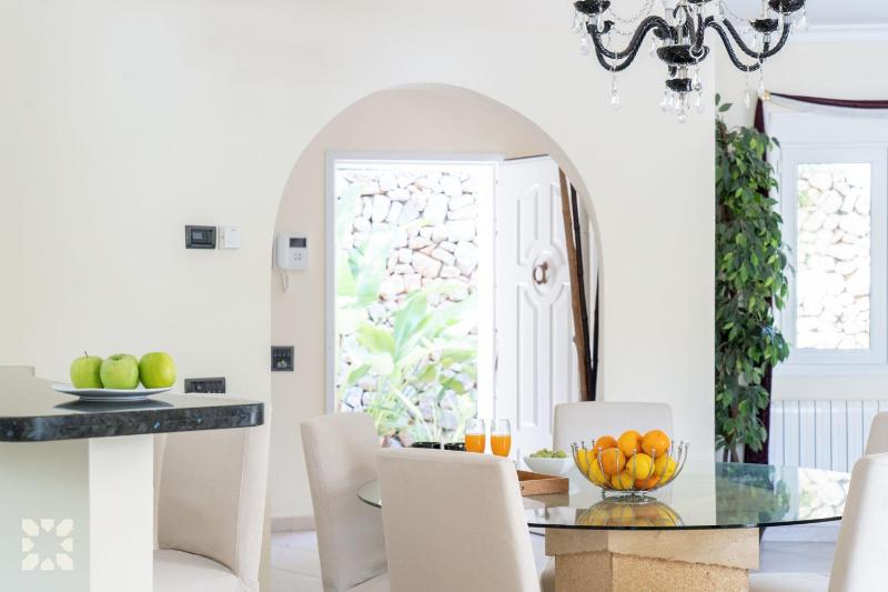 Villa El Magraner by Abahana Villas - image 19