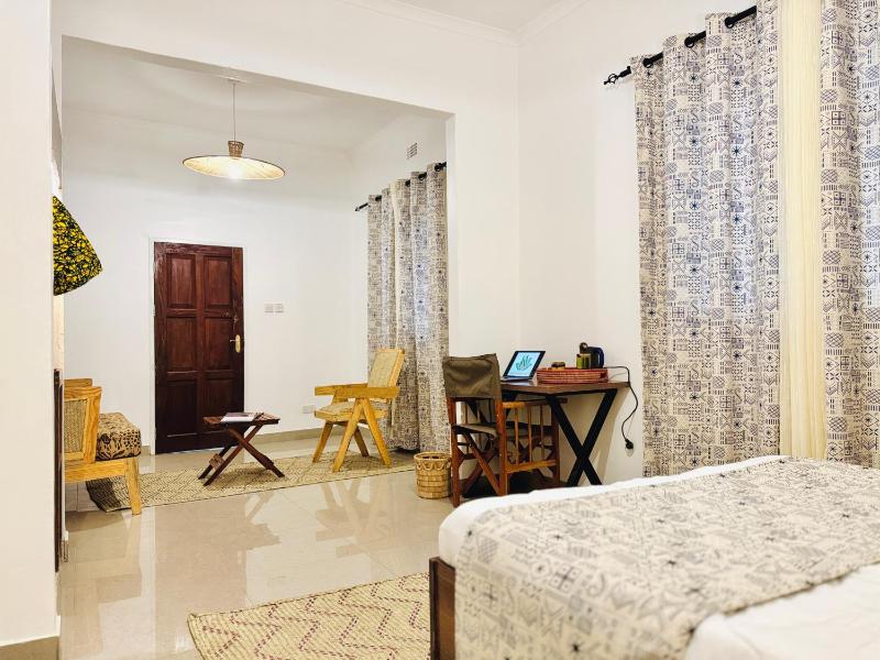 Kaduwa Imperial Hotel - image 15