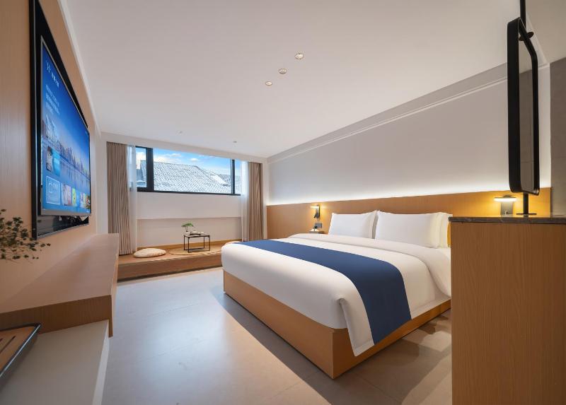 Zhangjiajie CLOUD Zhenxi Hotel- Near Forest Park EastGate about 10 Min Walk - English Butler Free Luggage Storage Tour Plan -reserve tickets for various scenic spots-Self-Service LaundryFree coffee Chinese tea - image 43