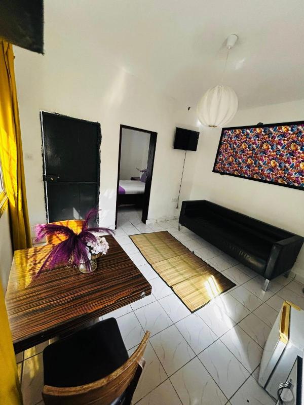 The Fair Heavens Suite One bedroom self contained - image 13