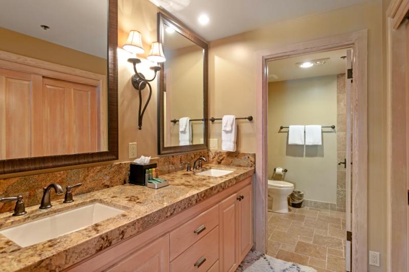 303 - Studio Royal Plaza condo - image 7