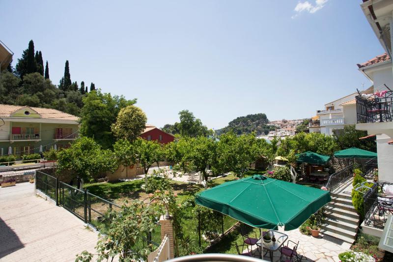 Lina's Apartments - image 12