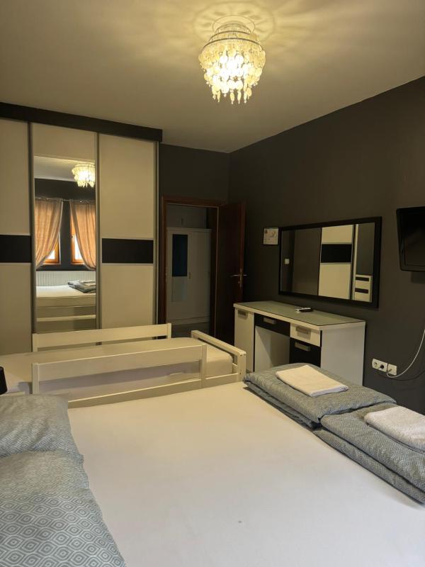 Luxury Crystal apartments - image 9