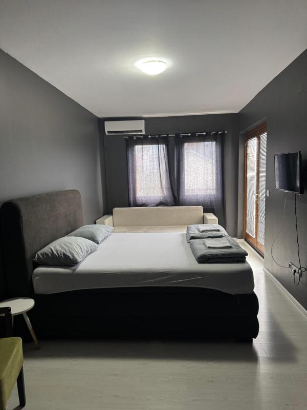 Luxury Crystal apartments - image 3