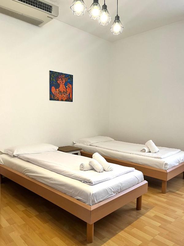 GuestHouse Lugano Studio Apartments by LR - image 32