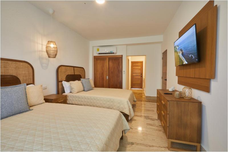 Apartamento Moderno en Playa Dorada Piscina & Playa - image 8