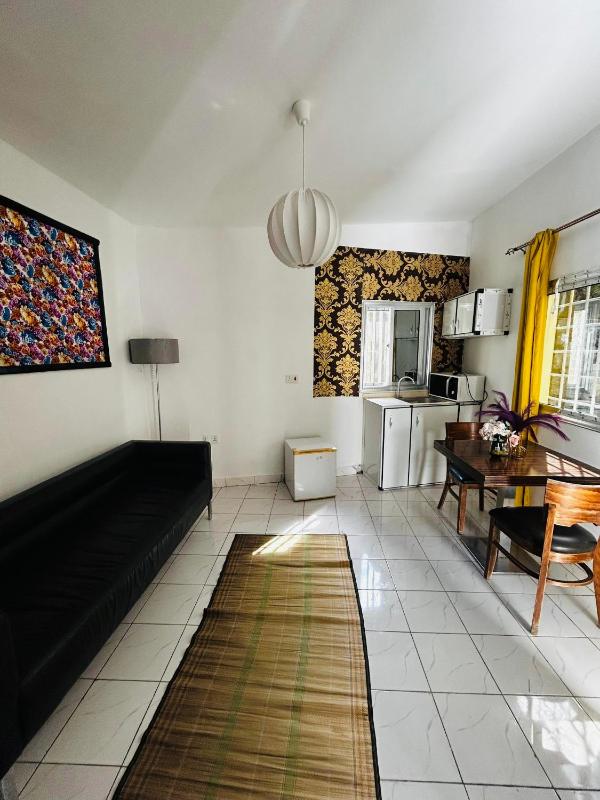 The Fair Heavens Suite One bedroom self contained - image 3