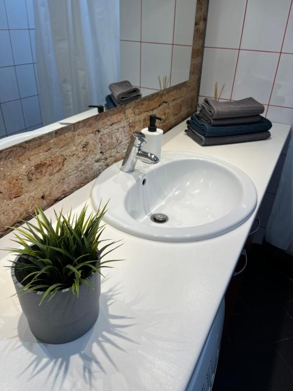 Old Town Loft - image 9