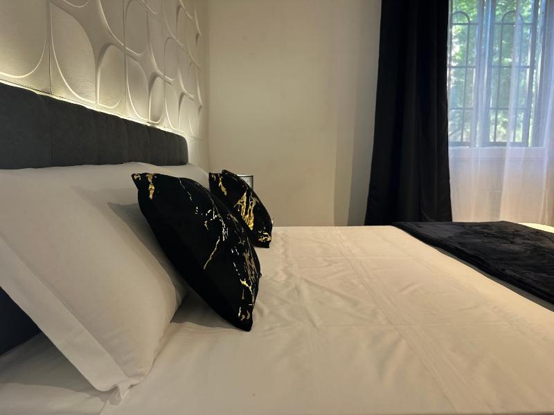 Algardi Prestige Apartment - image 12