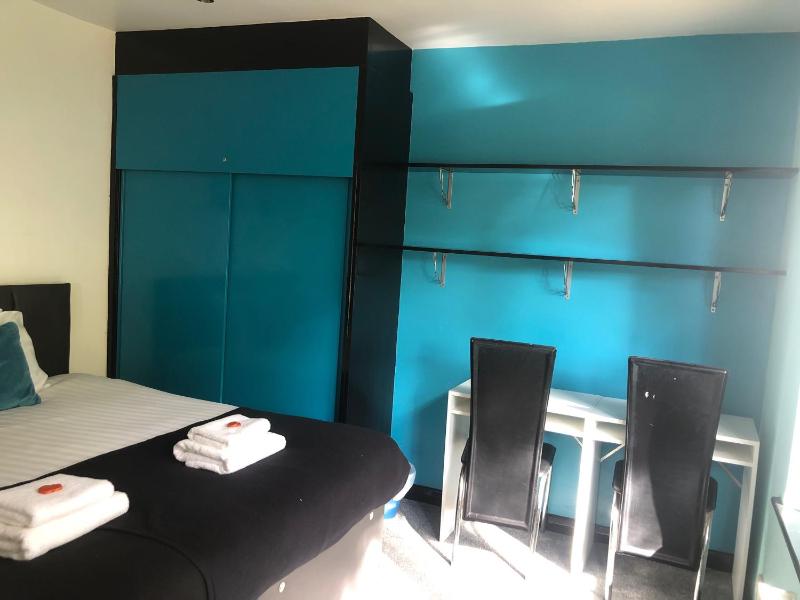 Bassett Avenue - Superking room - image 15