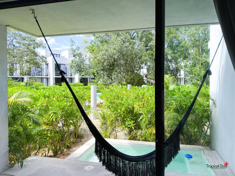 Jungle Suite Private Pool King Bed Wifi 305 - image 14