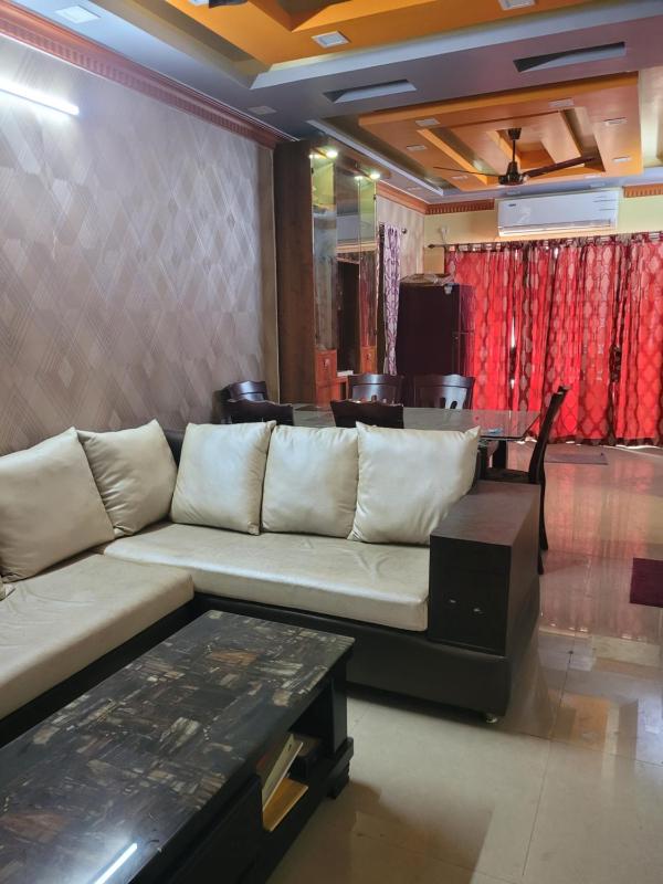 Modern 2 bedroom apartment in Tollygunge - image 1