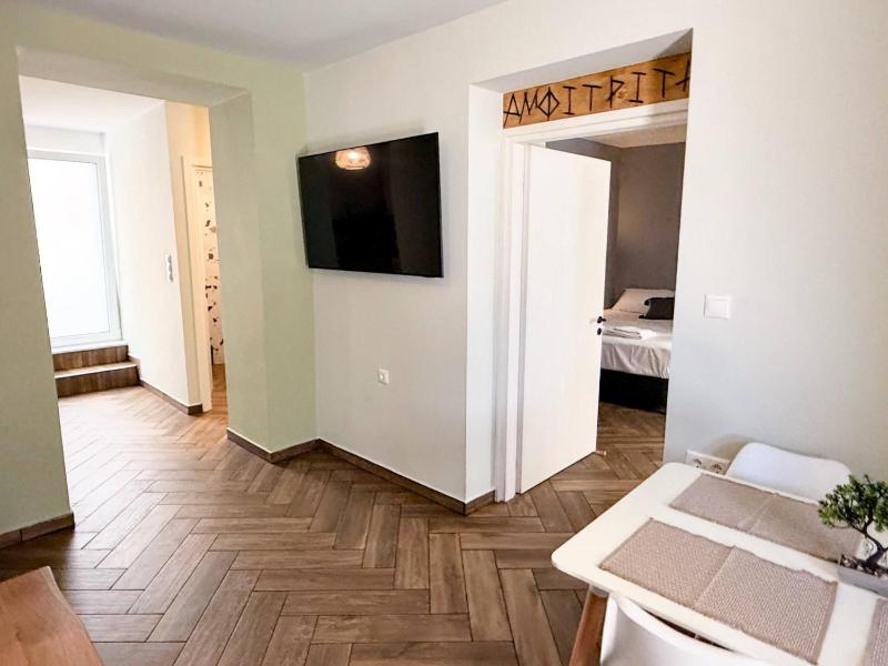 Amfitriti 30meter to beach 6min Old Town 2BD 4PL - image 5