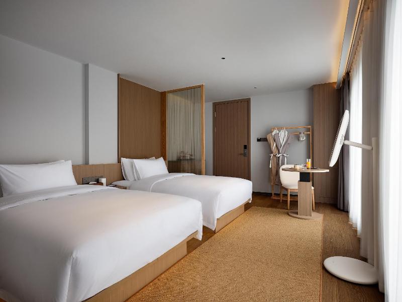 Zhangjiajie National Park RU Hotel--Free one way pick up service over 2 nightFree fresh coffeeAttraction Tickets Serivce in advance - image 13