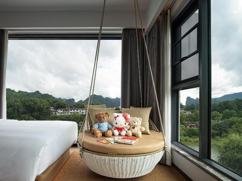 Zhangjiajie National Park RU Hotel--Free one way pick up service over 2 nightFree fresh coffeeAttraction Tickets Serivce in advance - image 37