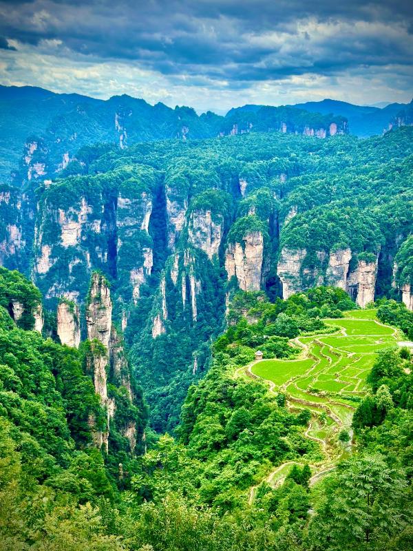 Zhangjiajie National Park RU Hotel--Free one way pick up service over 2 nightFree fresh coffeeAttraction Tickets Serivce in advance - image 24