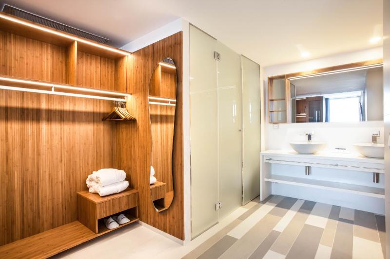 Junior Suite image 2