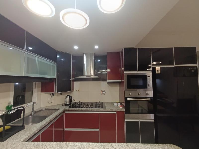 Hermoso Apartamento de 2 habitaciones en Avenida Bush - image 8