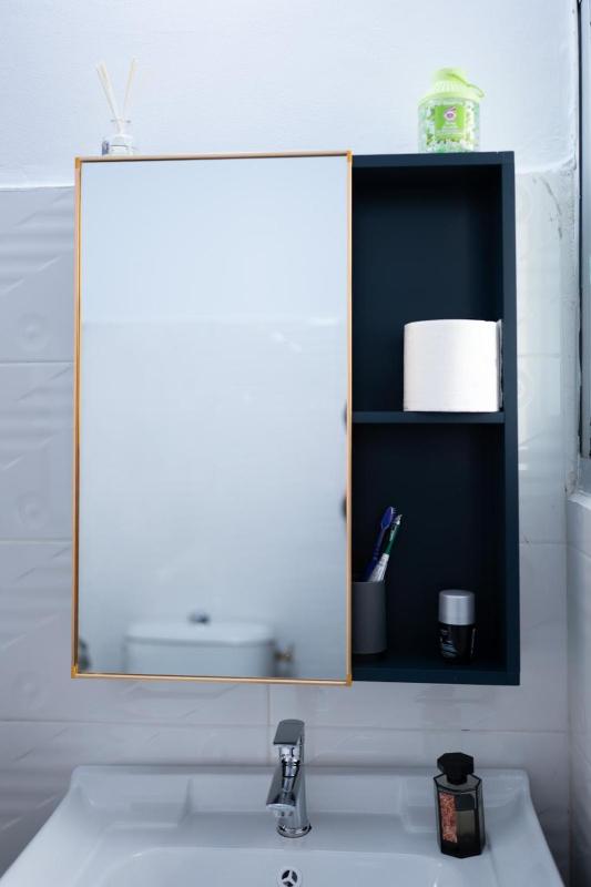 Green Haven - Modern Cozy Studio - Fast Wi-Fi - AC - Cocody - image 6