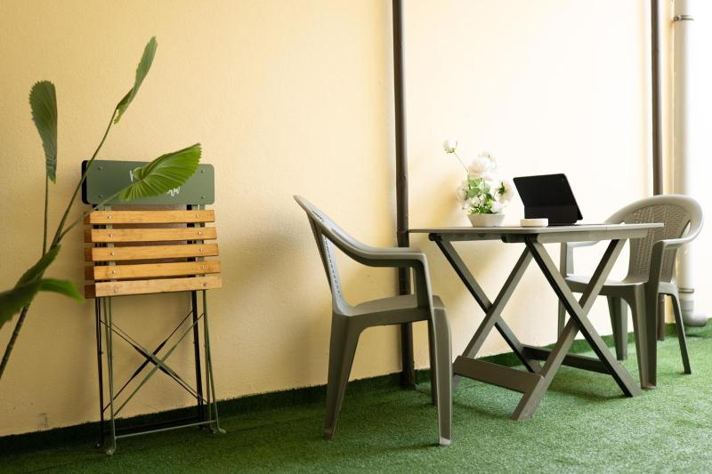 Green Haven - Modern Cozy Studio - Fast Wi-Fi - AC - Cocody - image 2