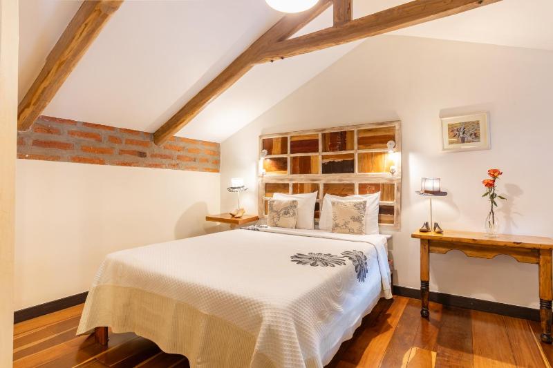 Old Town Quito Suites Heritage Hotel Historic center - image 8
