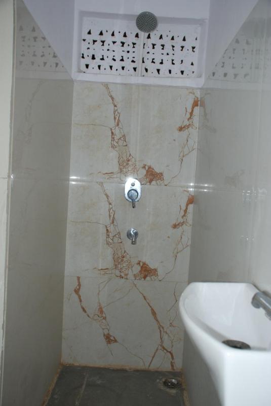 Tourist Hotel - image 9