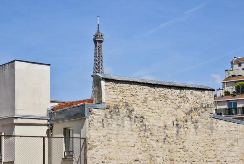 Beautiful 1 Bedroom Apartment near Eiffel Tower - image 13