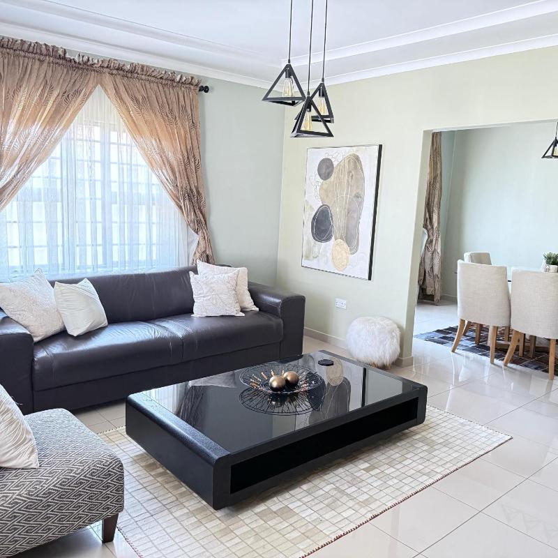 Luxe Comfort Retreat - image 16