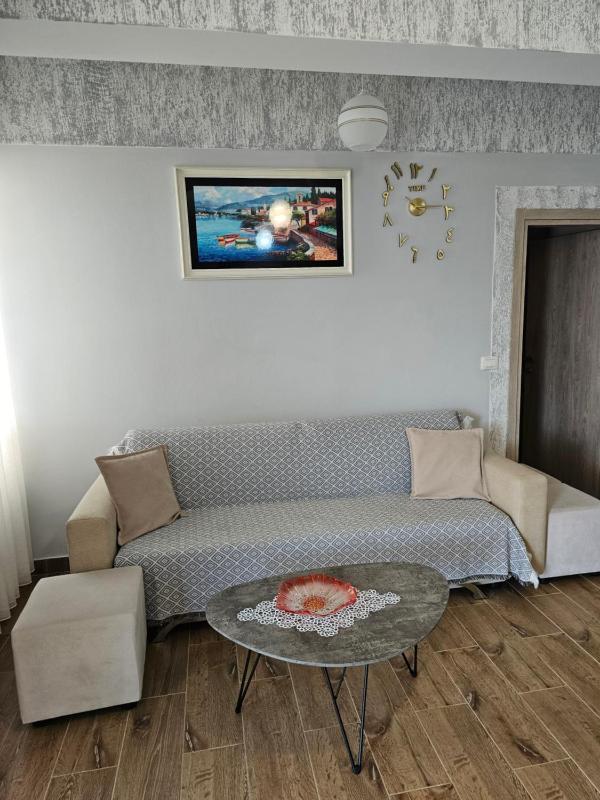 Rafa's apartment - image 16