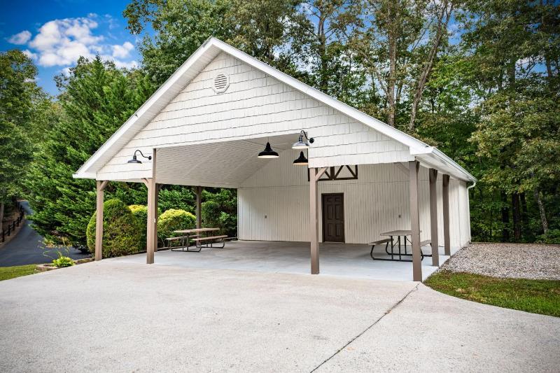 Aska Acres - image 19