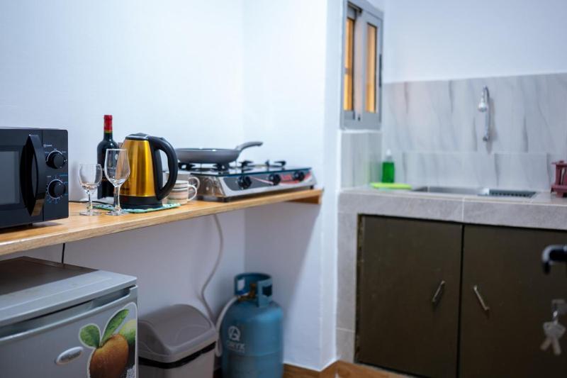 Green Haven - Modern Cozy Studio - Fast Wi-Fi - AC - Cocody - image 12